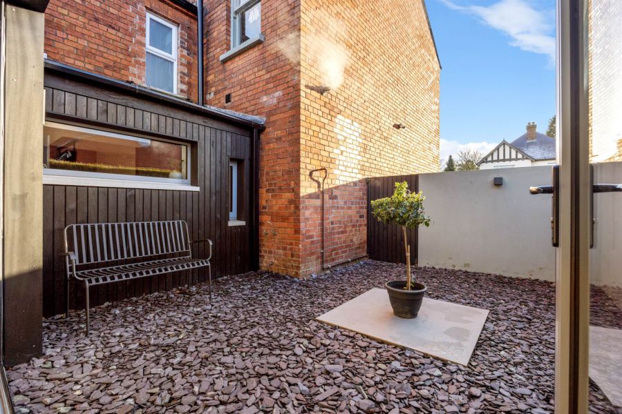 17 Green Road