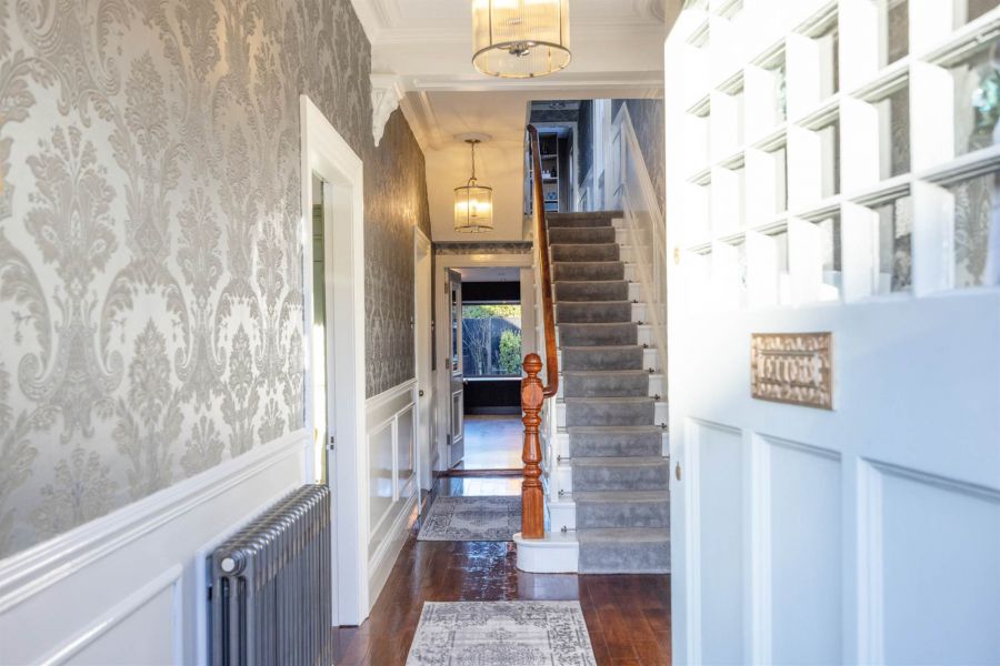 17 Green Road