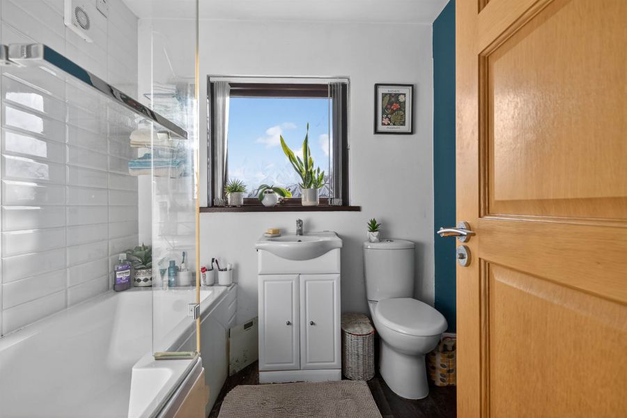 31 Orangefield Parade