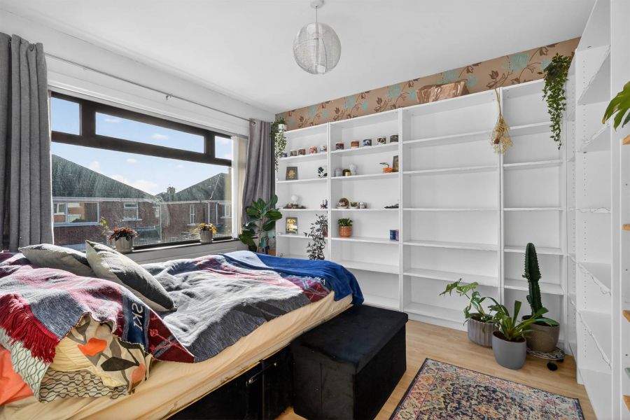 31 Orangefield Parade