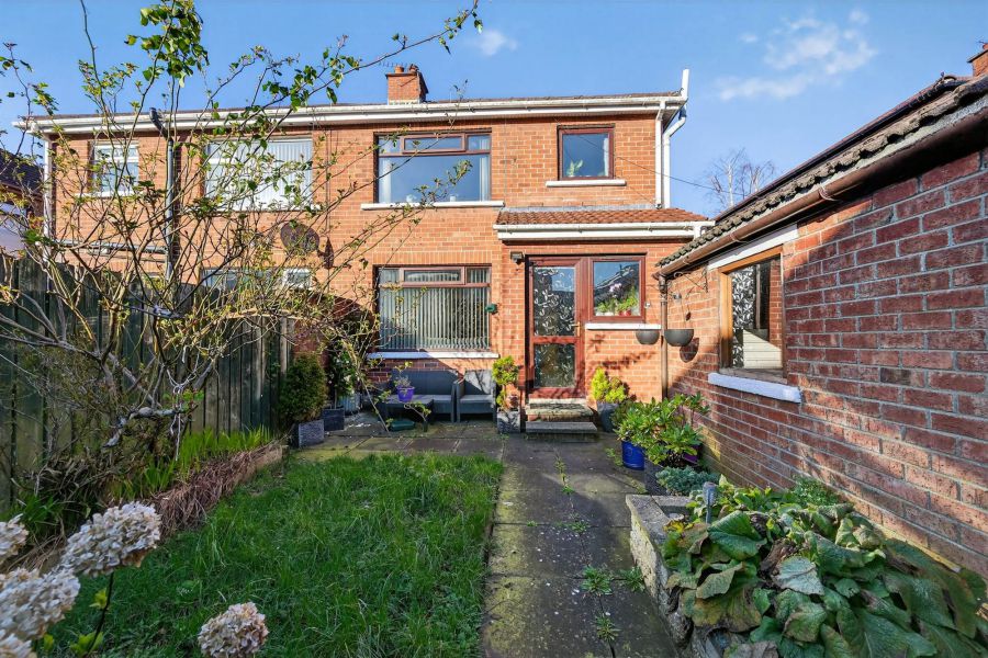 31 Orangefield Parade