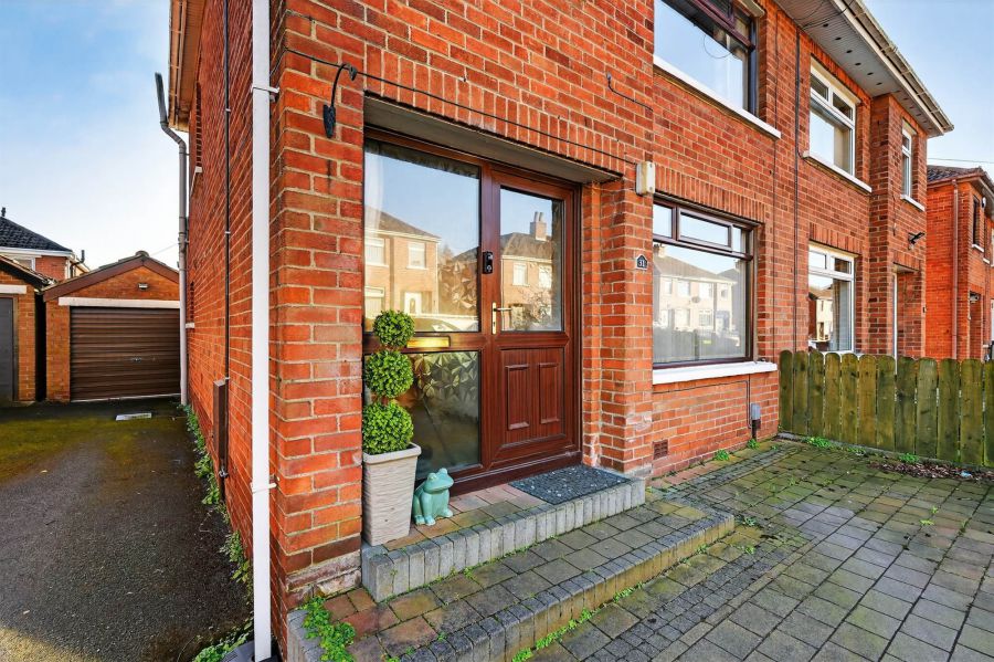 31 Orangefield Parade