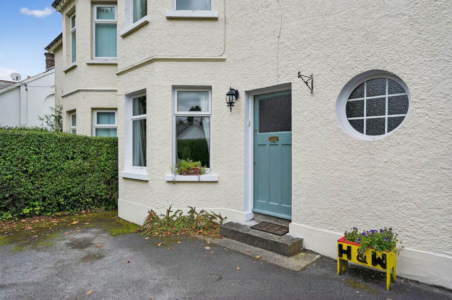 24 Eastleigh Drive