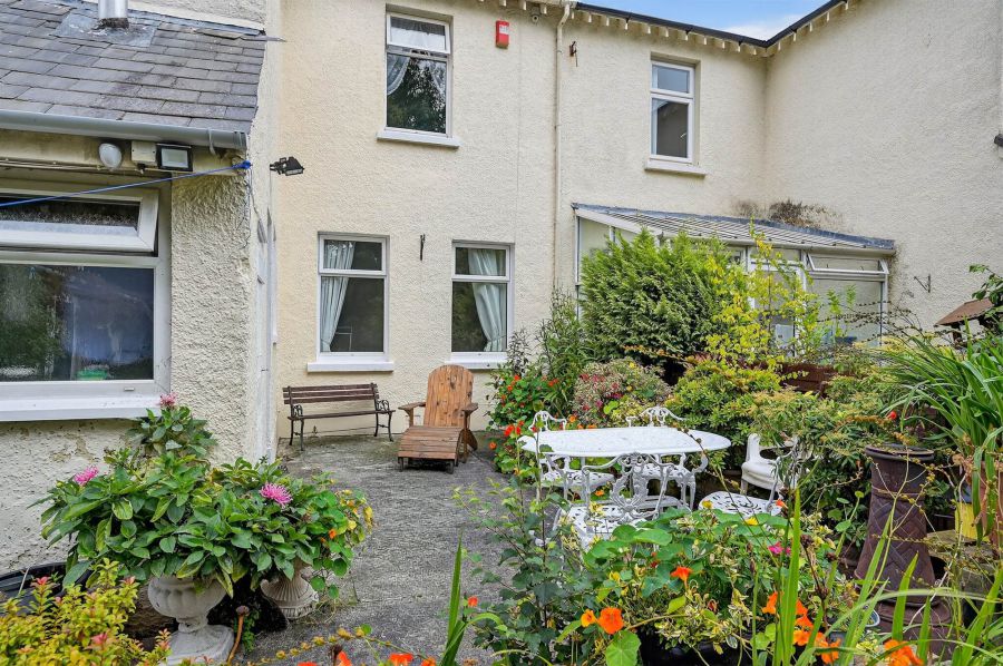 24 Eastleigh Drive