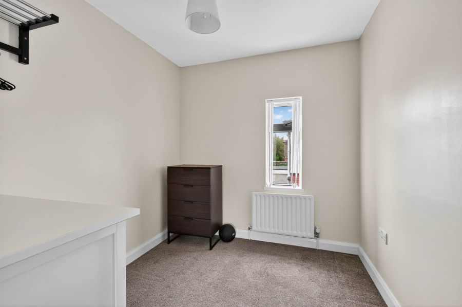 2 Dunraven Park