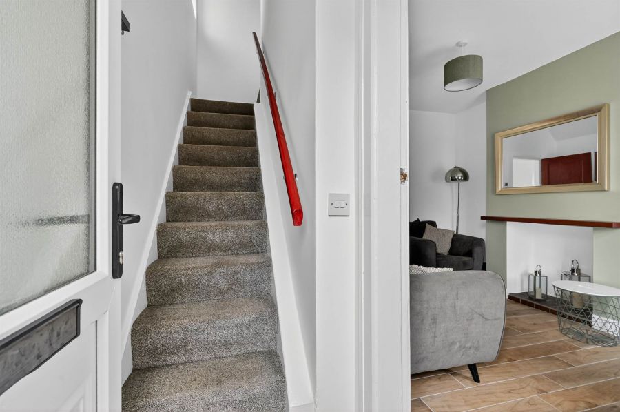 2 Dunraven Park
