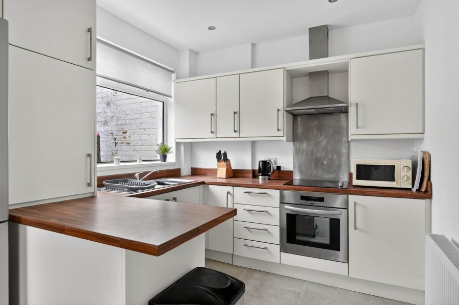 2 Dunraven Park