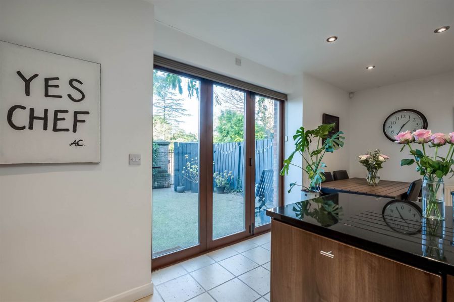 4 Strathearn Lane