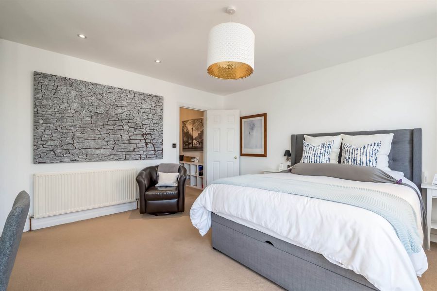 4 Strathearn Lane