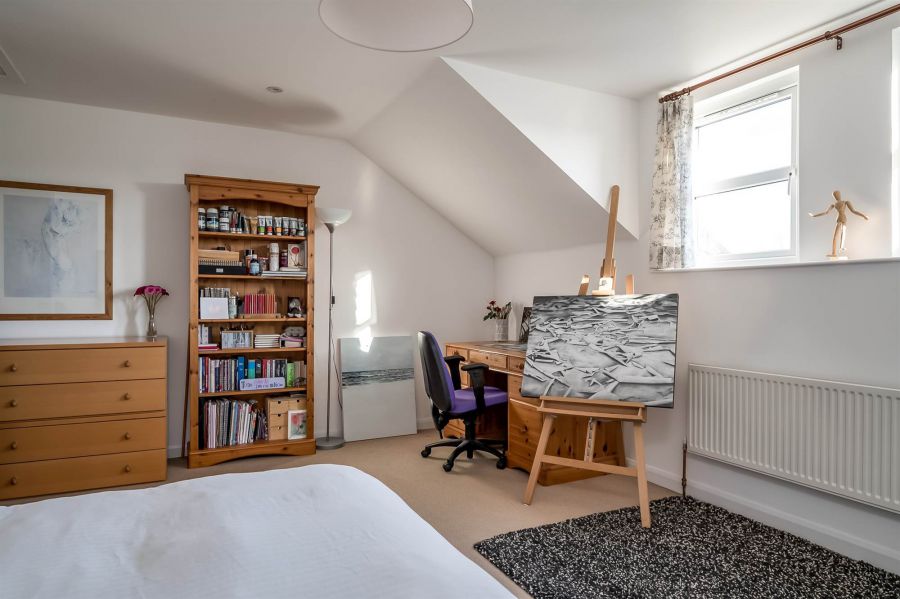 4 Strathearn Lane