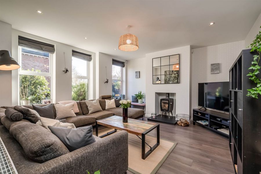 4 Strathearn Lane