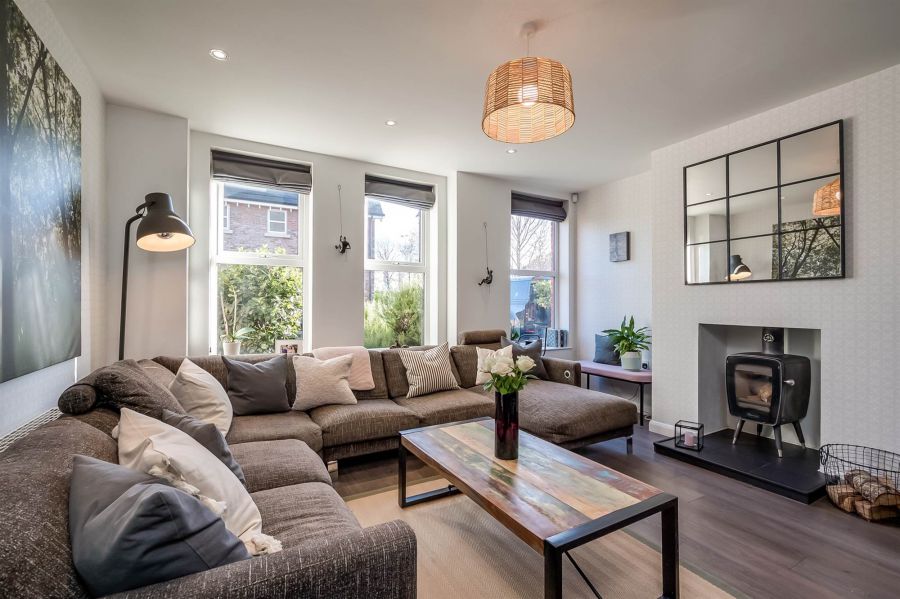 4 Strathearn Lane