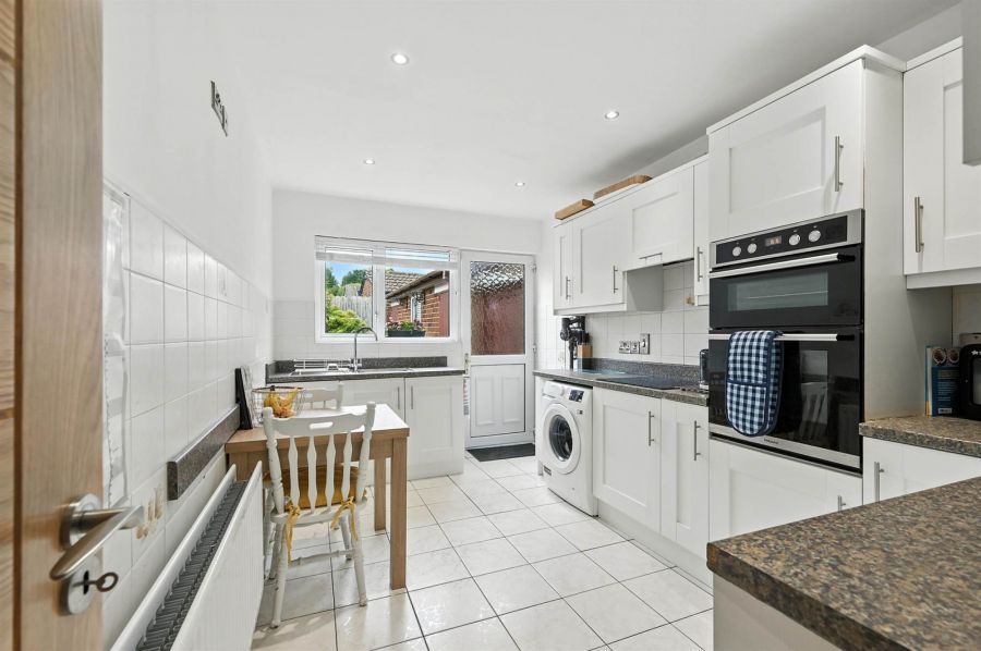 29 Kingsdale Park