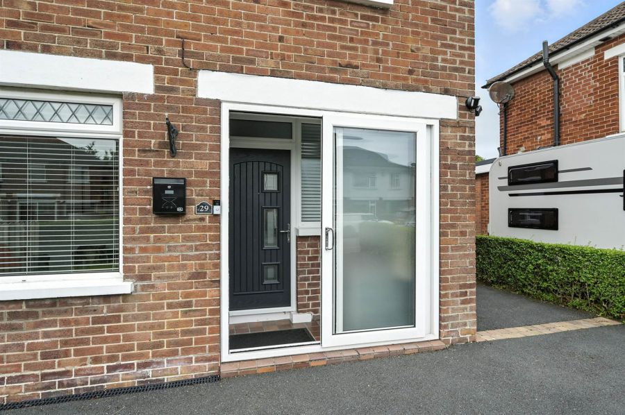 29 Kingsdale Park
