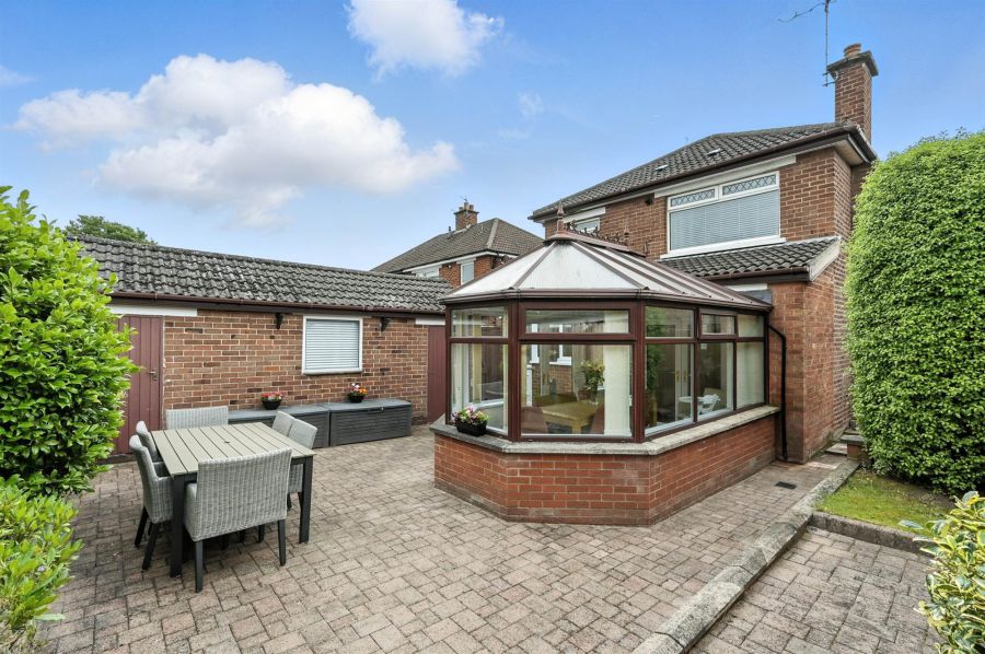 29 Kingsdale Park