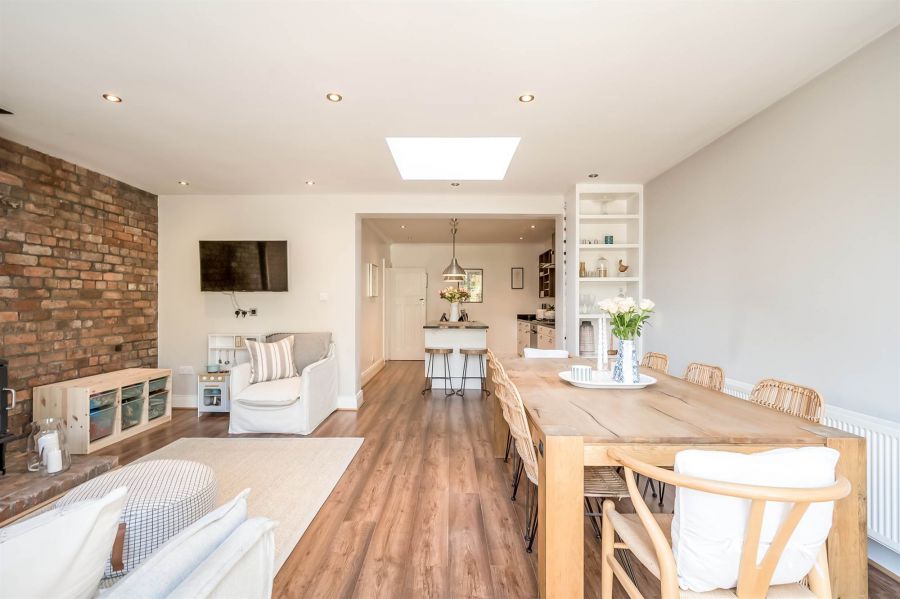66 Kirkliston Park