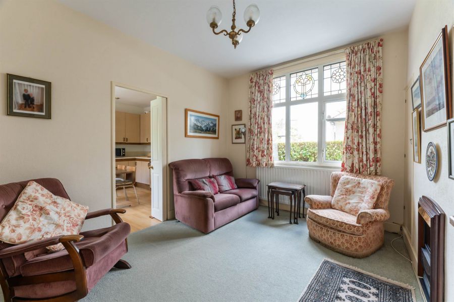 30 Hawthornden Road