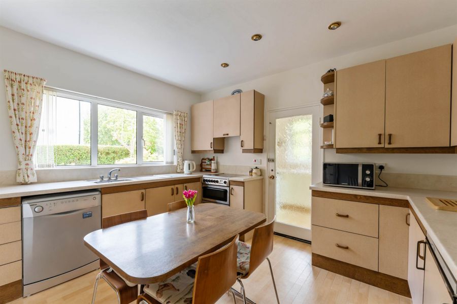 30 Hawthornden Road
