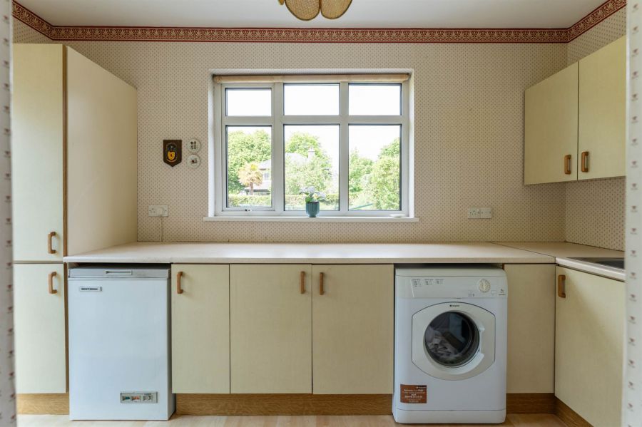 30 Hawthornden Road