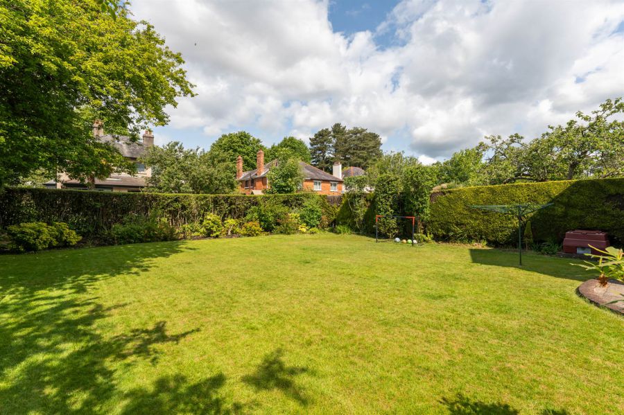 30 Hawthornden Road