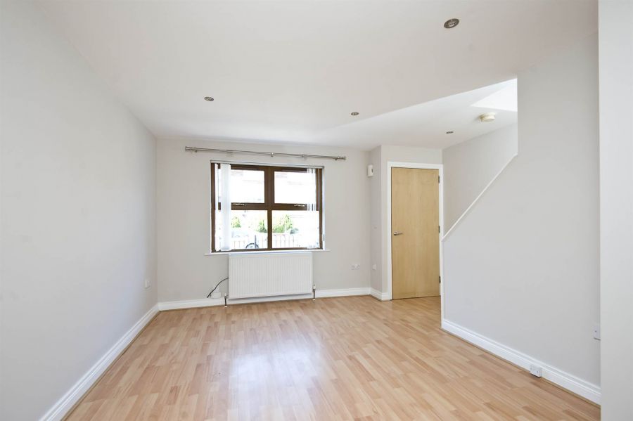 9 Orangefield Grove 9 Orangefield Grove