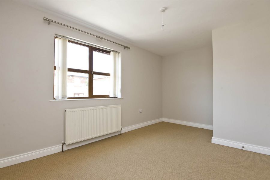 9 Orangefield Grove 9 Orangefield Grove