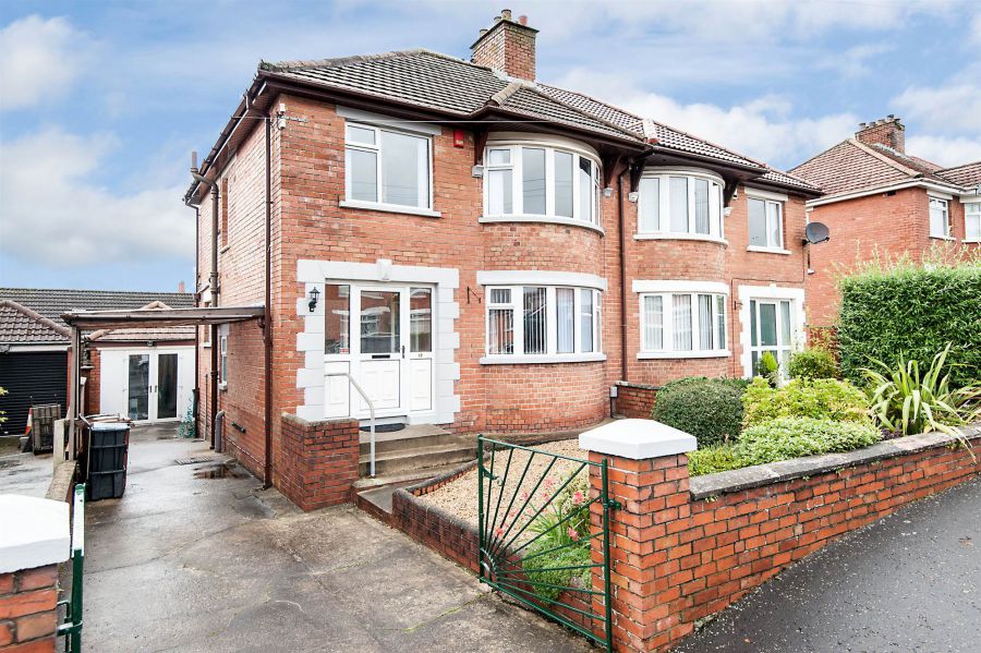 15 Cumberland Drive, Dundonald, Belfast, BT16 2AT