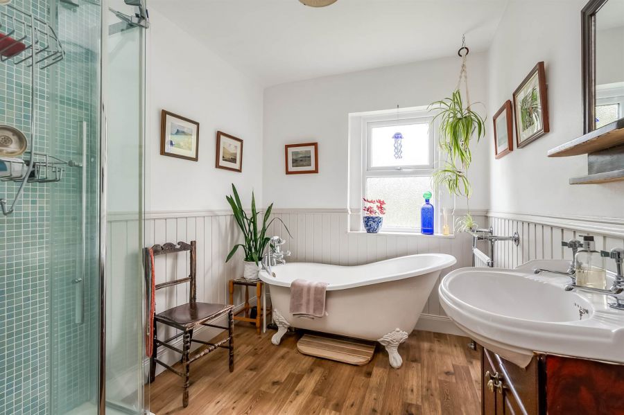 Rosendale, 9 Holland Park