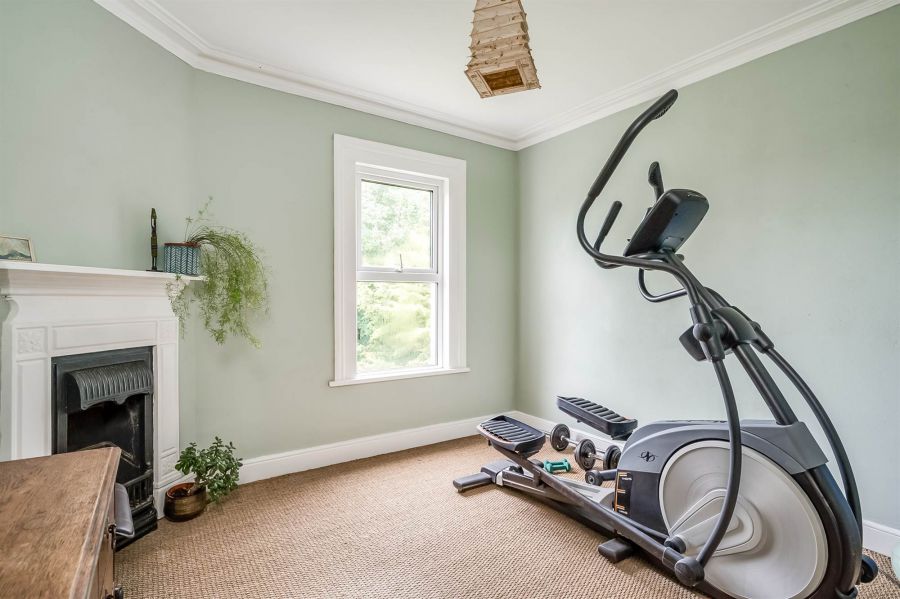 Rosendale, 9 Holland Park
