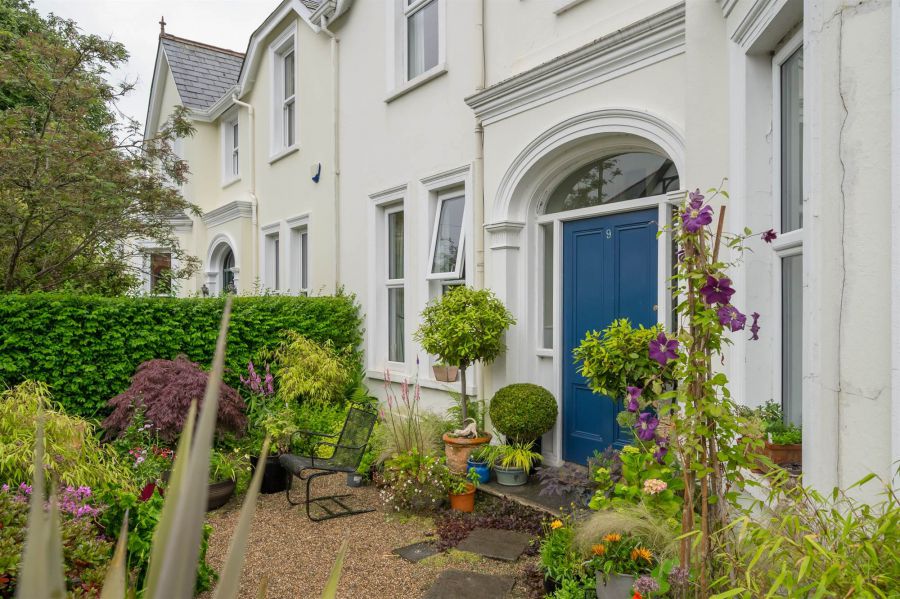 Rosendale, 9 Holland Park