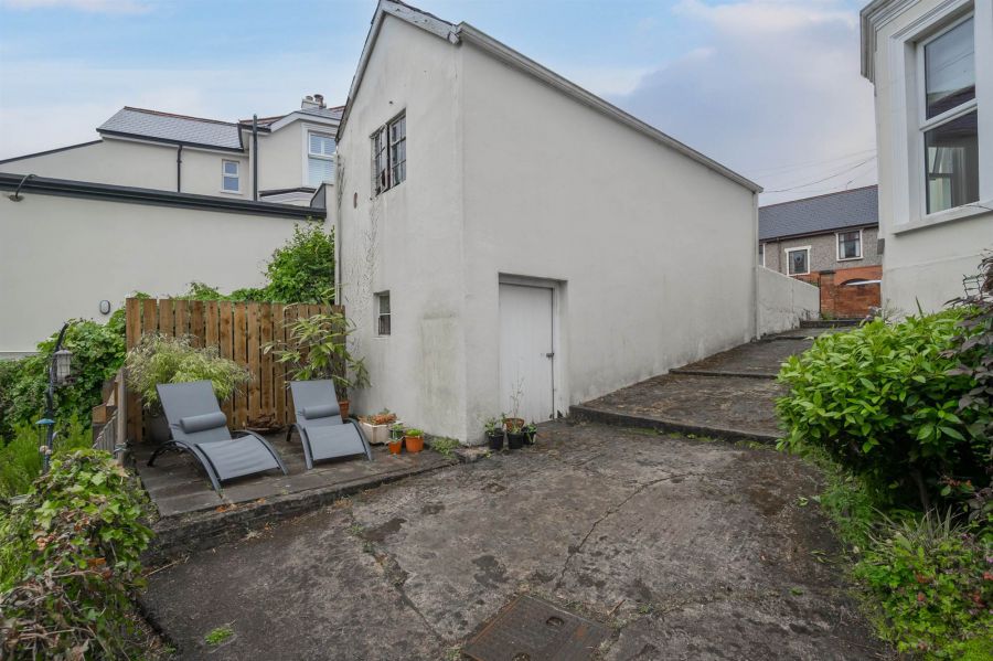 Rosendale, 9 Holland Park