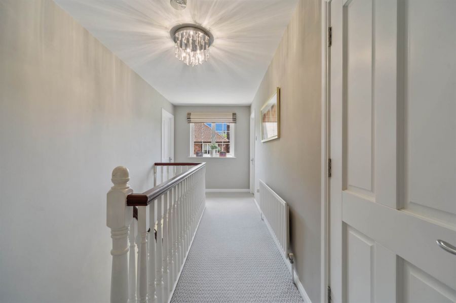 5 Campbell Chase