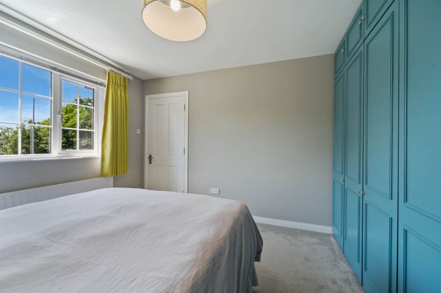 5 Campbell Chase