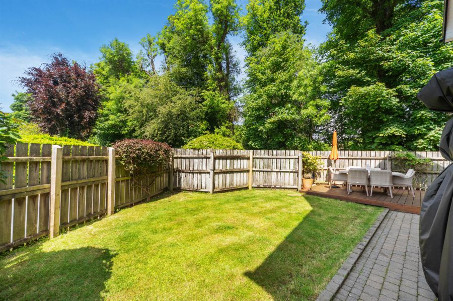 5 Campbell Chase