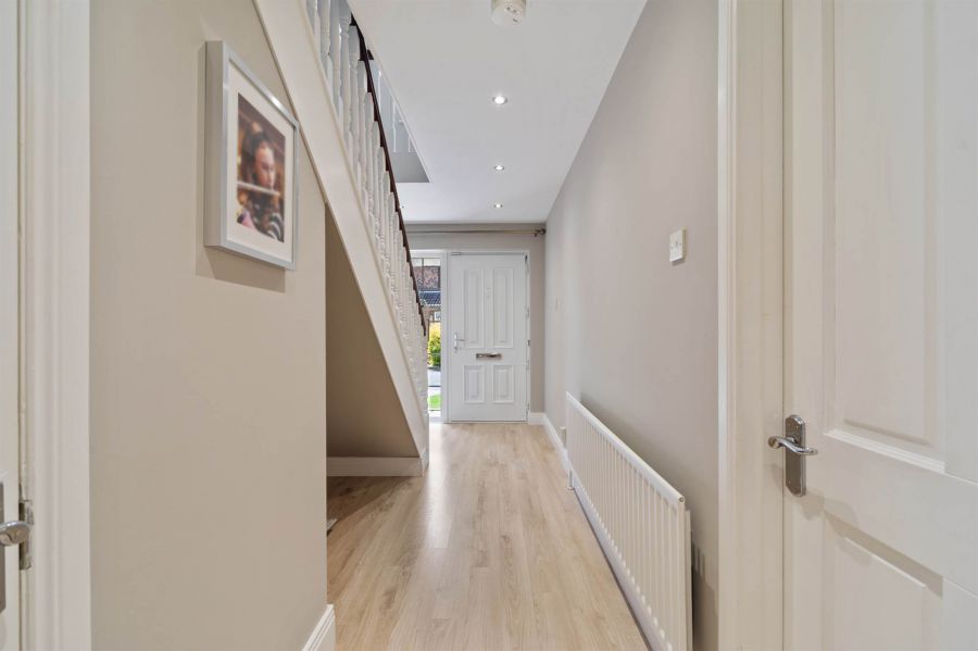 5 Campbell Chase