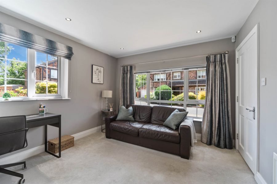 5 Campbell Chase