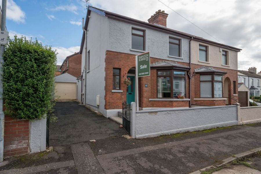 10 Bloomfield Gardens