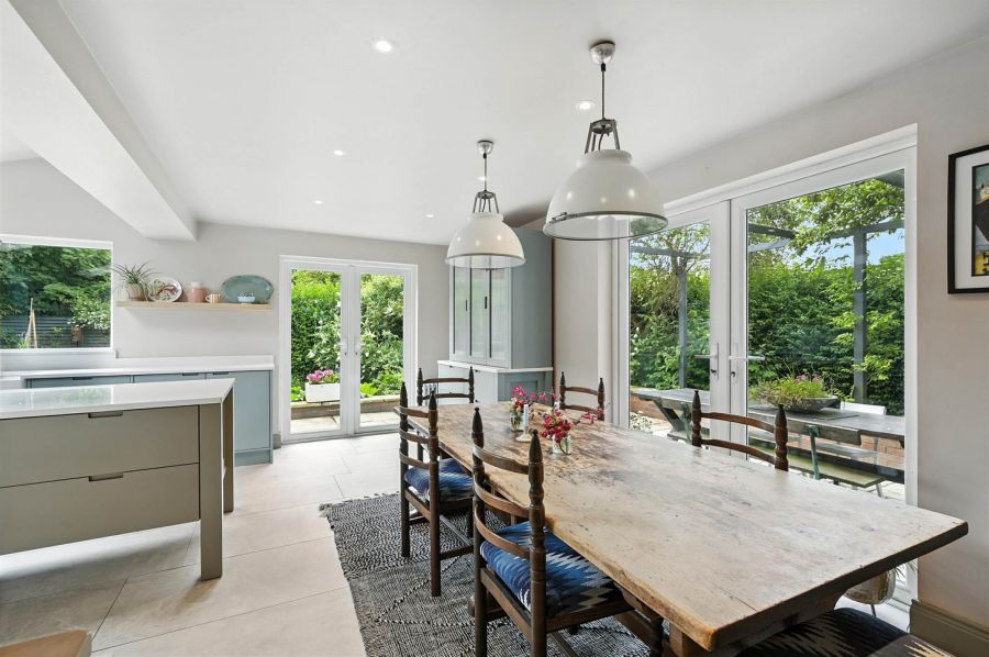 4 Ormiston Gardens