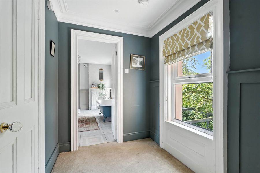 4 Ormiston Gardens