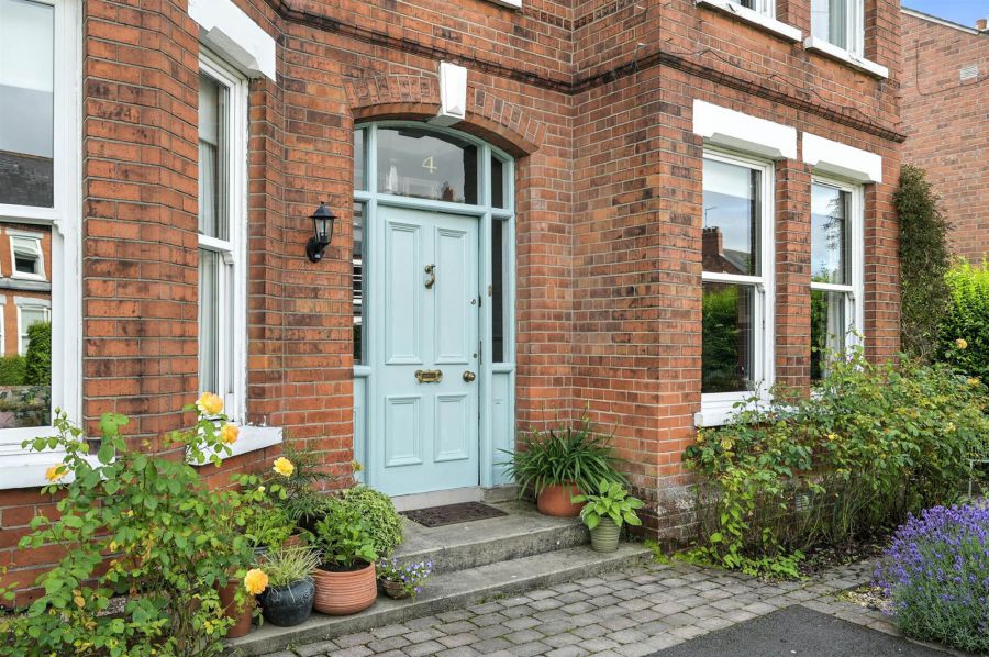 4 Ormiston Gardens