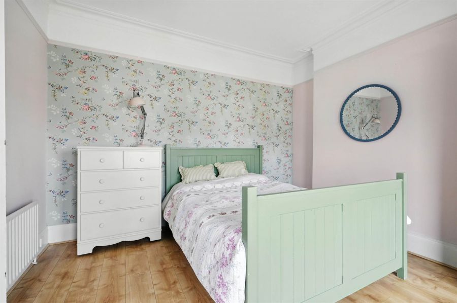 4 Ormiston Gardens