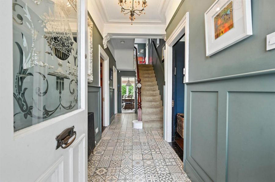 4 Ormiston Gardens