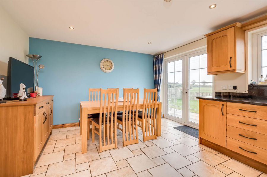 72a Moss Road