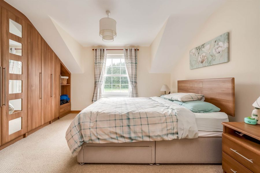 72a Moss Road