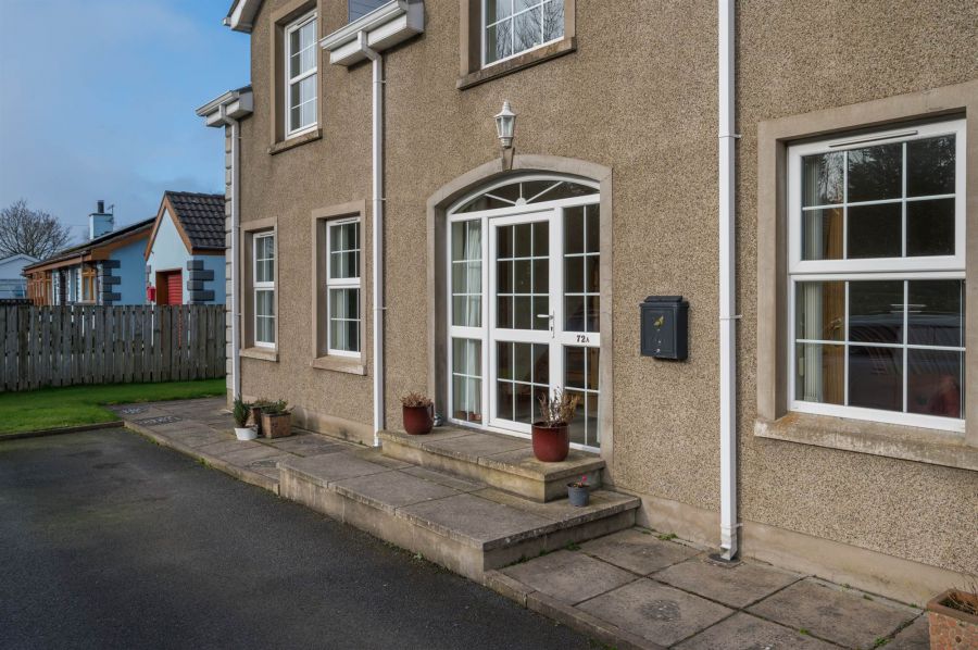 72a Moss Road