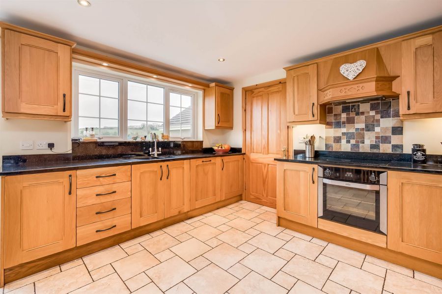 72a Moss Road