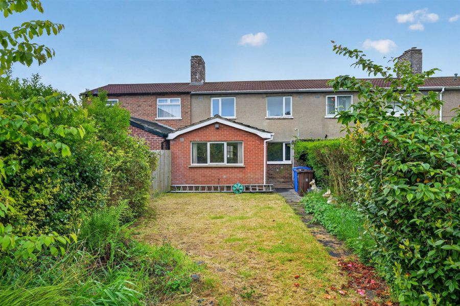 11 Thornhill Parade