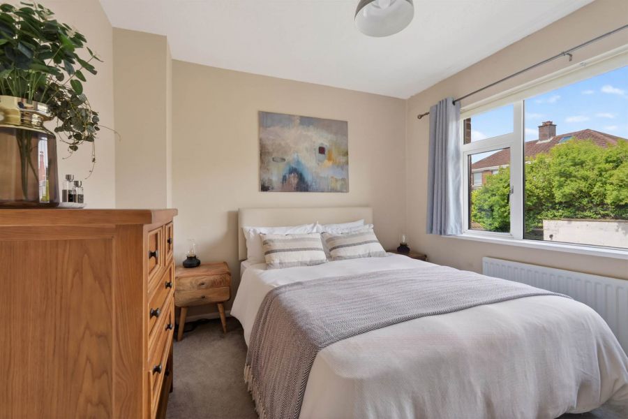 28 Orangefield Gardens