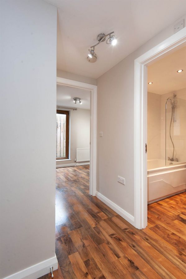 Apt 1 12 Belmont Avenue West