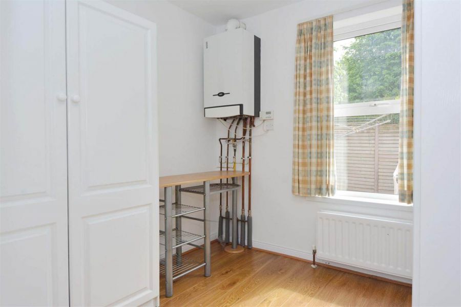 Apt 3 44 Cyprus Avenue